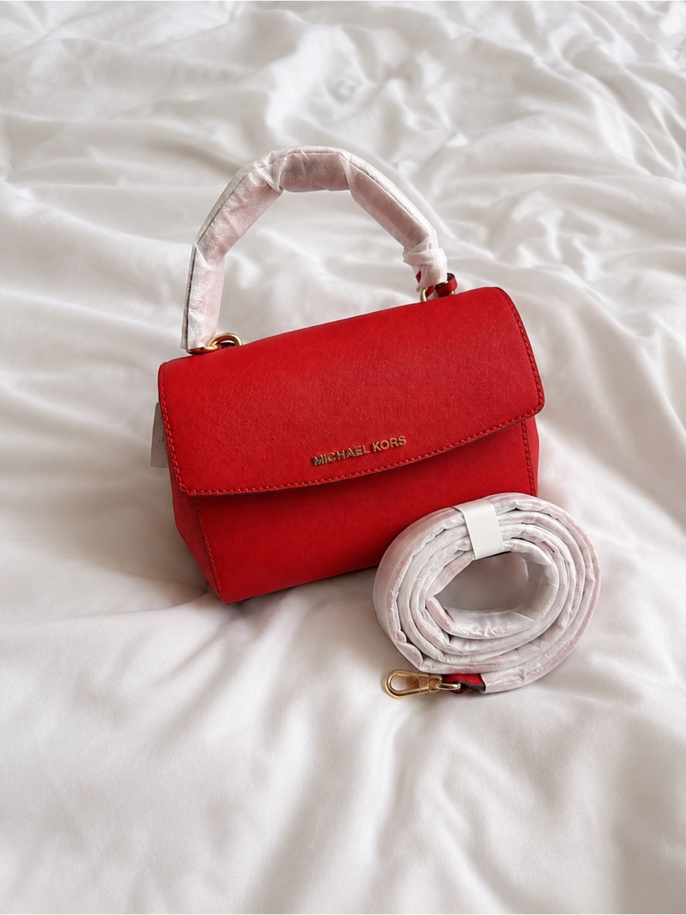🆕 MICHAEL KORS Red Leather Top-Handle Crossbody Bag